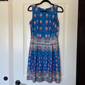 Gabby Skye Blue Floral Patterned Dress Size 6